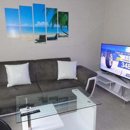 Luxury Apartment Lazur 2 Бургас Номер фото