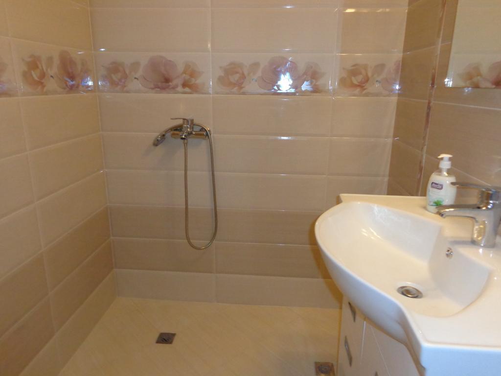 Luxury Apartment Lazur 2 Бургас Номер фото